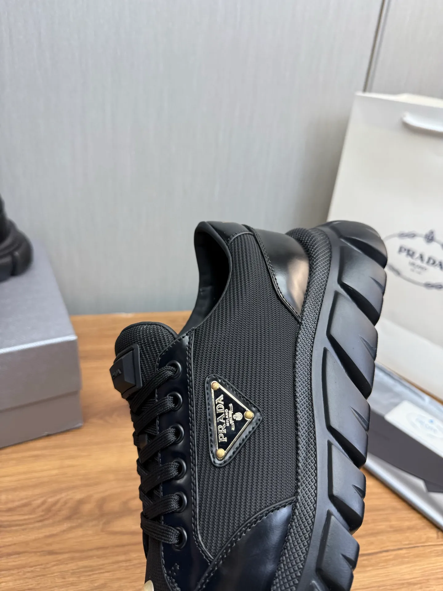 Men's shoes 💰580💰 [PRADA] Popular men's shoes shipped 👏Official website synchronization ⬆️Original cowhide fabric + cowhide lining, 1⃣️:1⃣️reproduction, original sole, 38-45 (45. Customized, non-refundable)